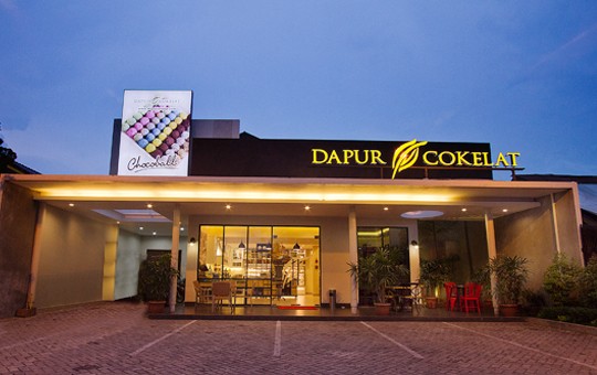 Store Location - Dapur Cokelat - All About Chocolates and Cakes